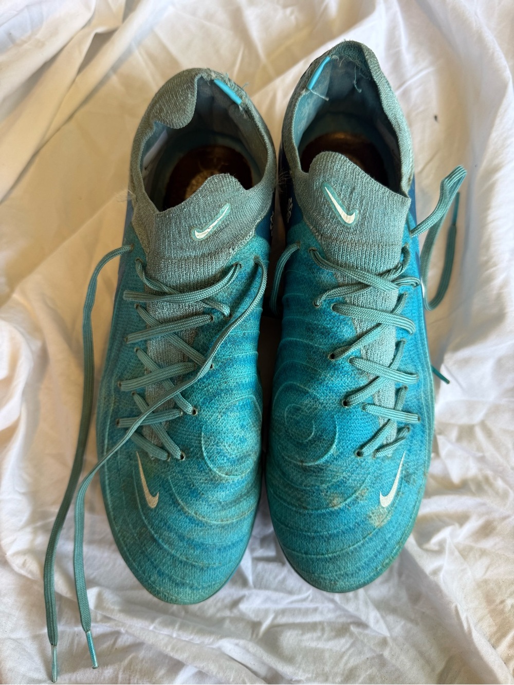 Nike Teal/Turquoise Men's Athletic Soccer Cleats